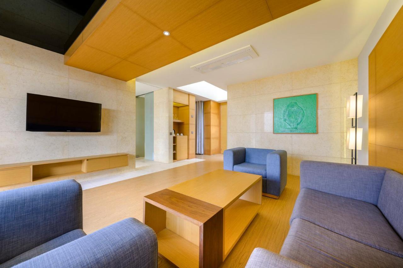 Stanford Hotel & Resort เมืองเชจู ภายนอก รูปภาพ