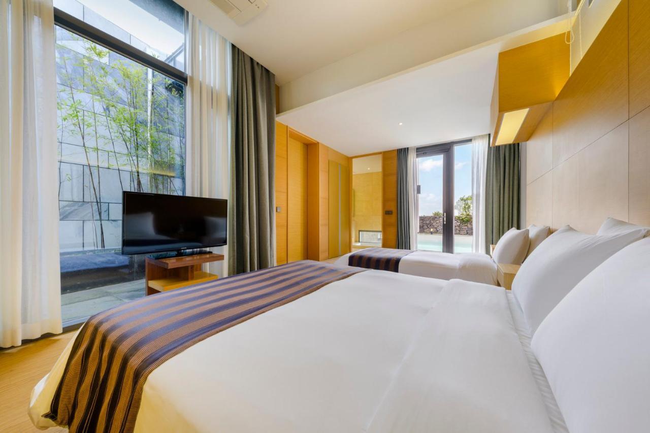 Stanford Hotel & Resort เมืองเชจู ภายนอก รูปภาพ